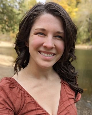 Lindsey Stevens